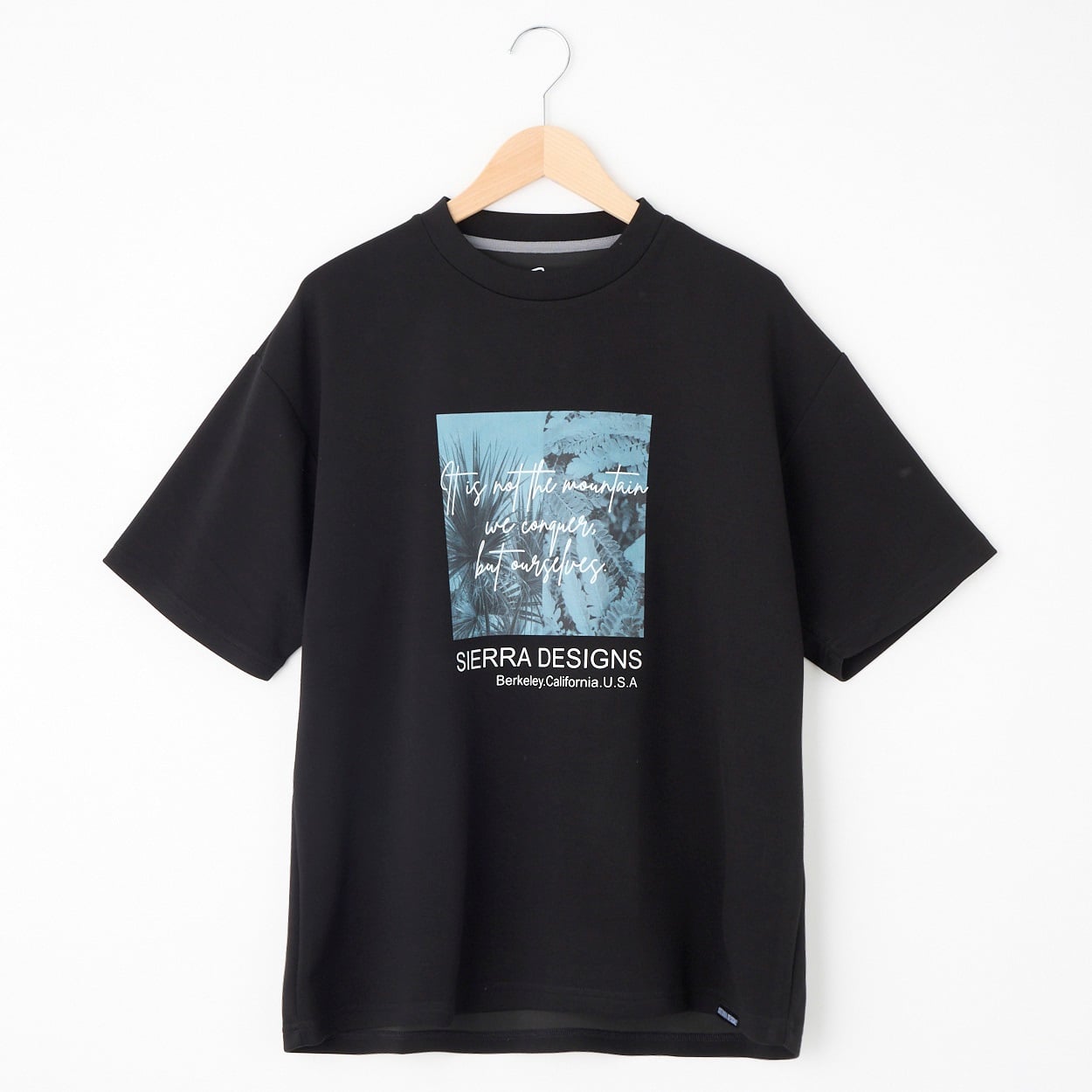 SIERRA DESIGNS(シエラデザインズ)  フロントプリントTシャツ ボタニカル(クロ-M)