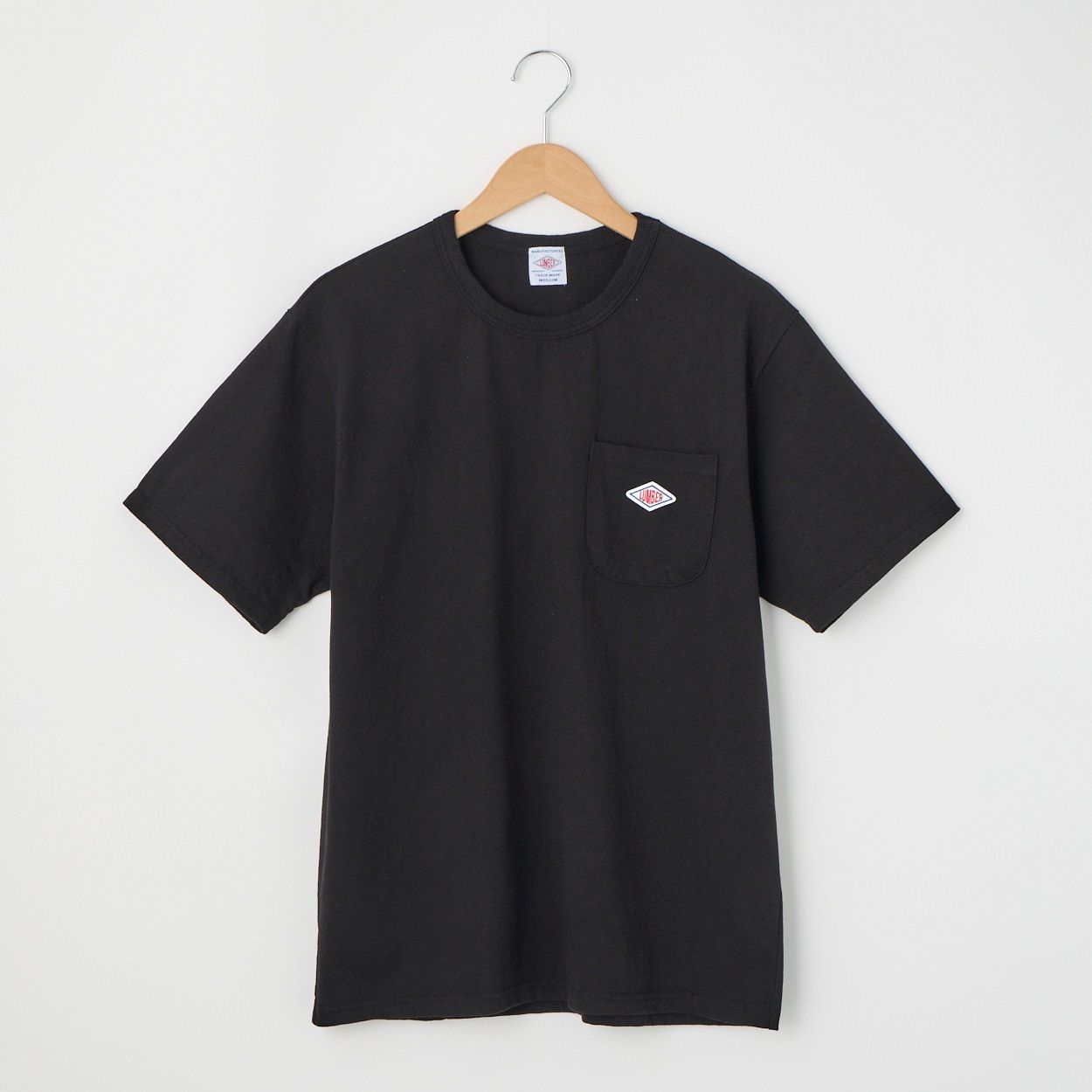LUMBER(ランバー) POCKET EMBLEM Tシャツ(クロ-S)