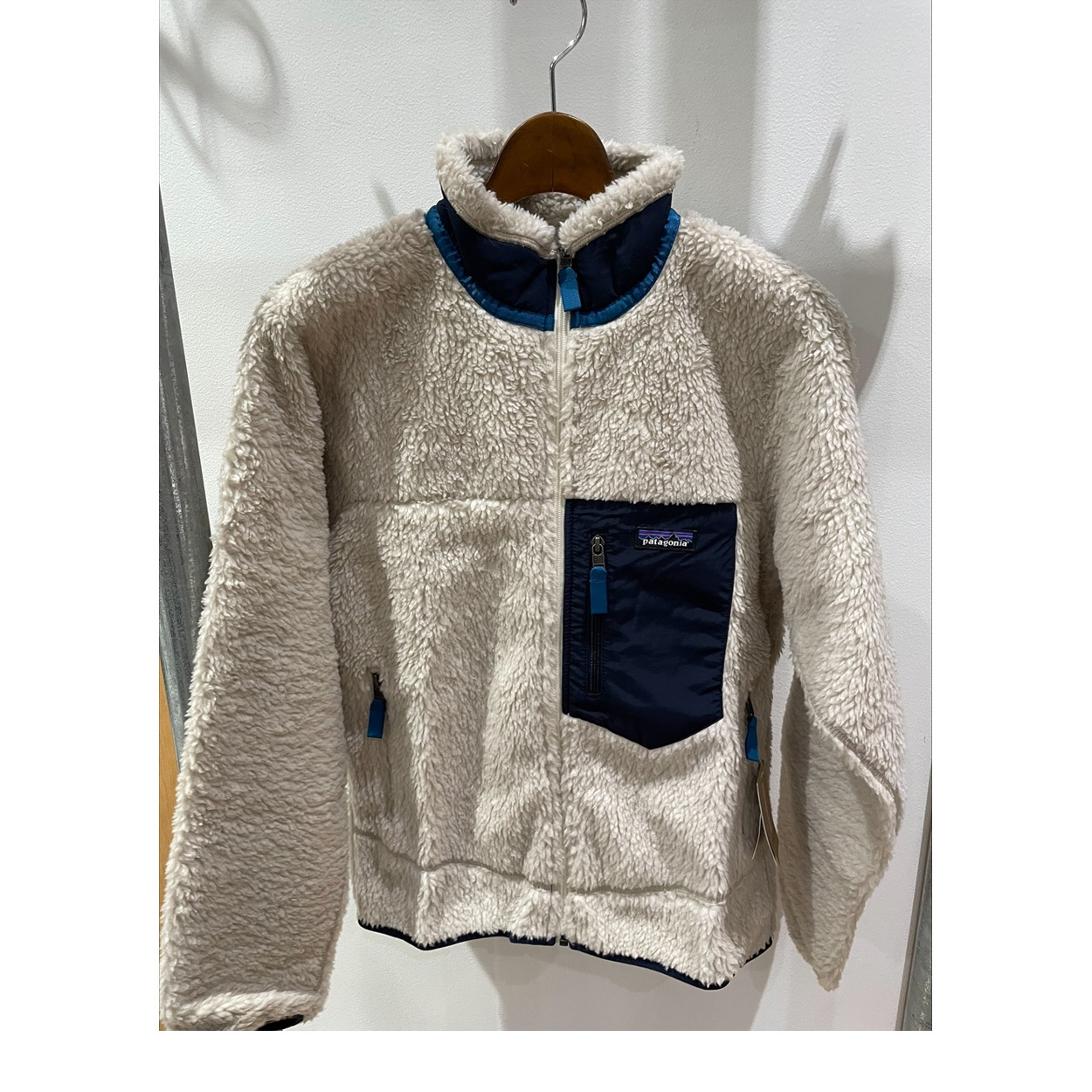 Patagonia(パタゴニア) メンズ・クラシック・レトロX・ジャケット <06 V従販>(NAT-S)