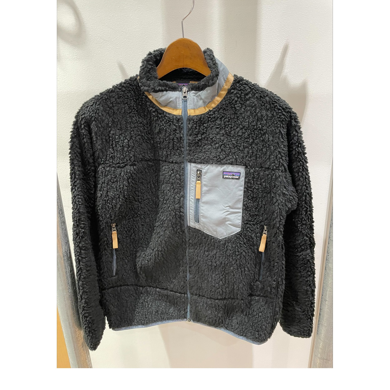 Patagonia(パタゴニア) キッズ・レトロX・ジャケット <06 V従販>(BLK-XL)