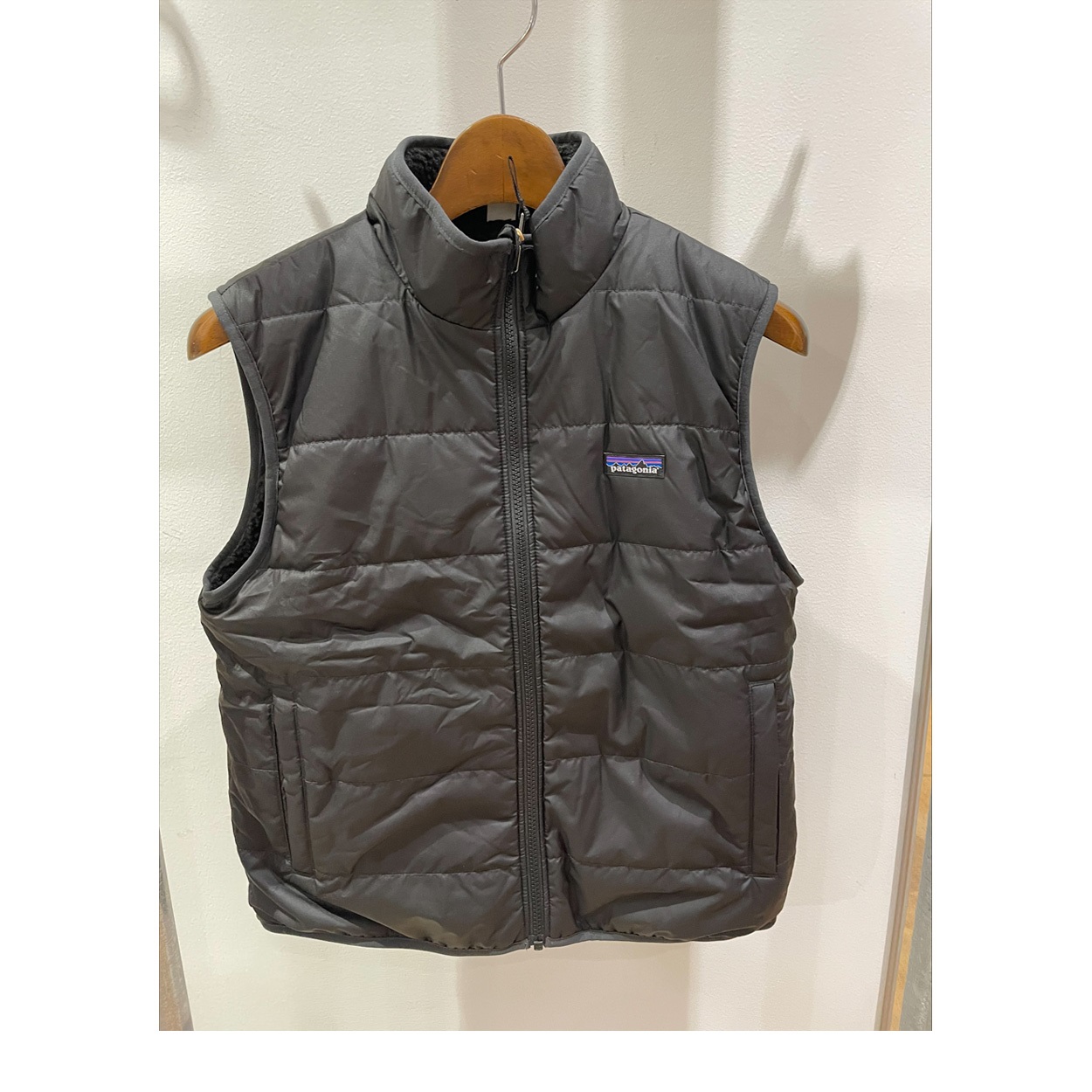 Patagonia(パタゴニア) キッズ・リバーシブル・レディ・フレディ・ベスト <06 V従販>(INBK-XXL)