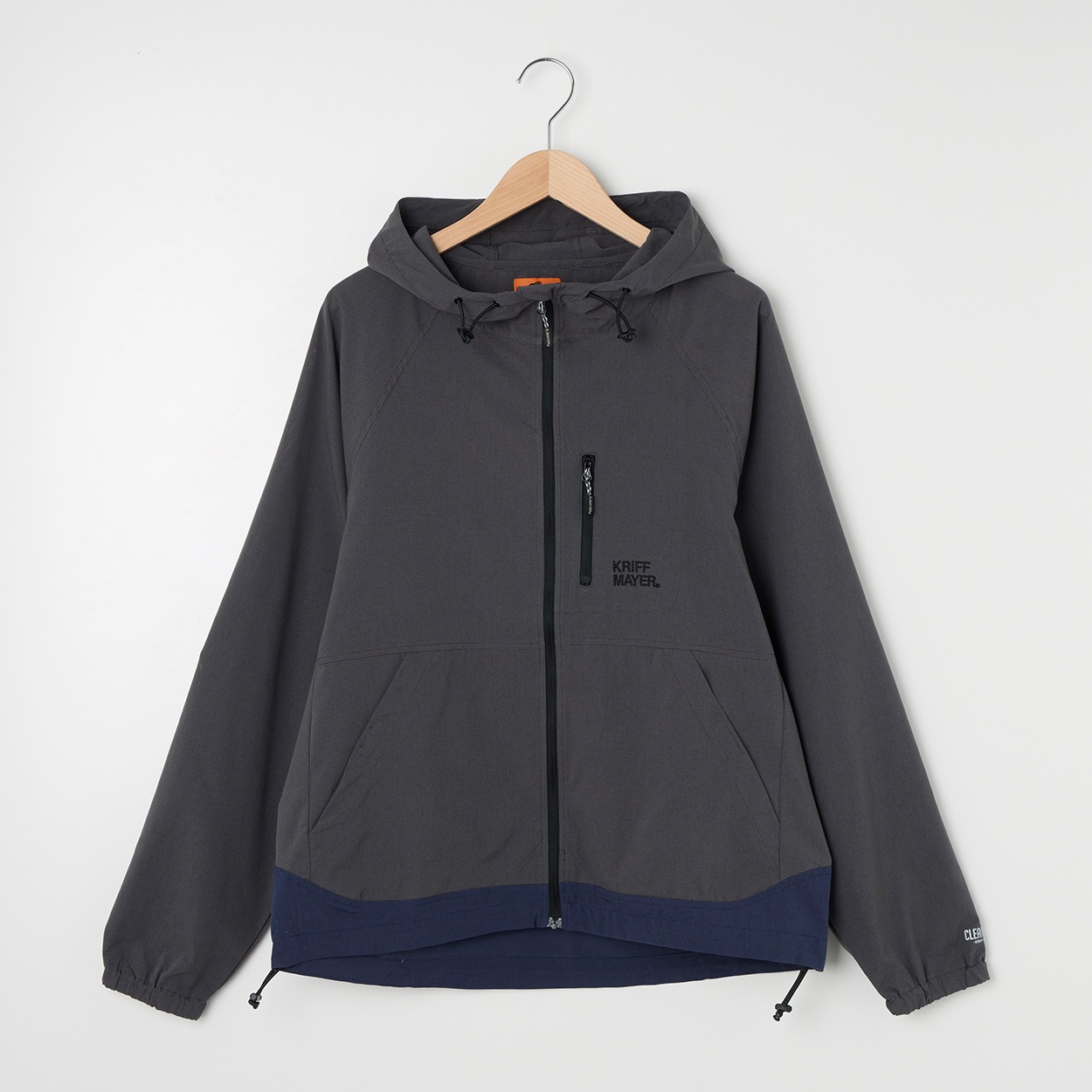 448【新品】KRIFF MAYER かるさらエアー総柄プリントセットアップ４Ｌ 12745500-3.jpg