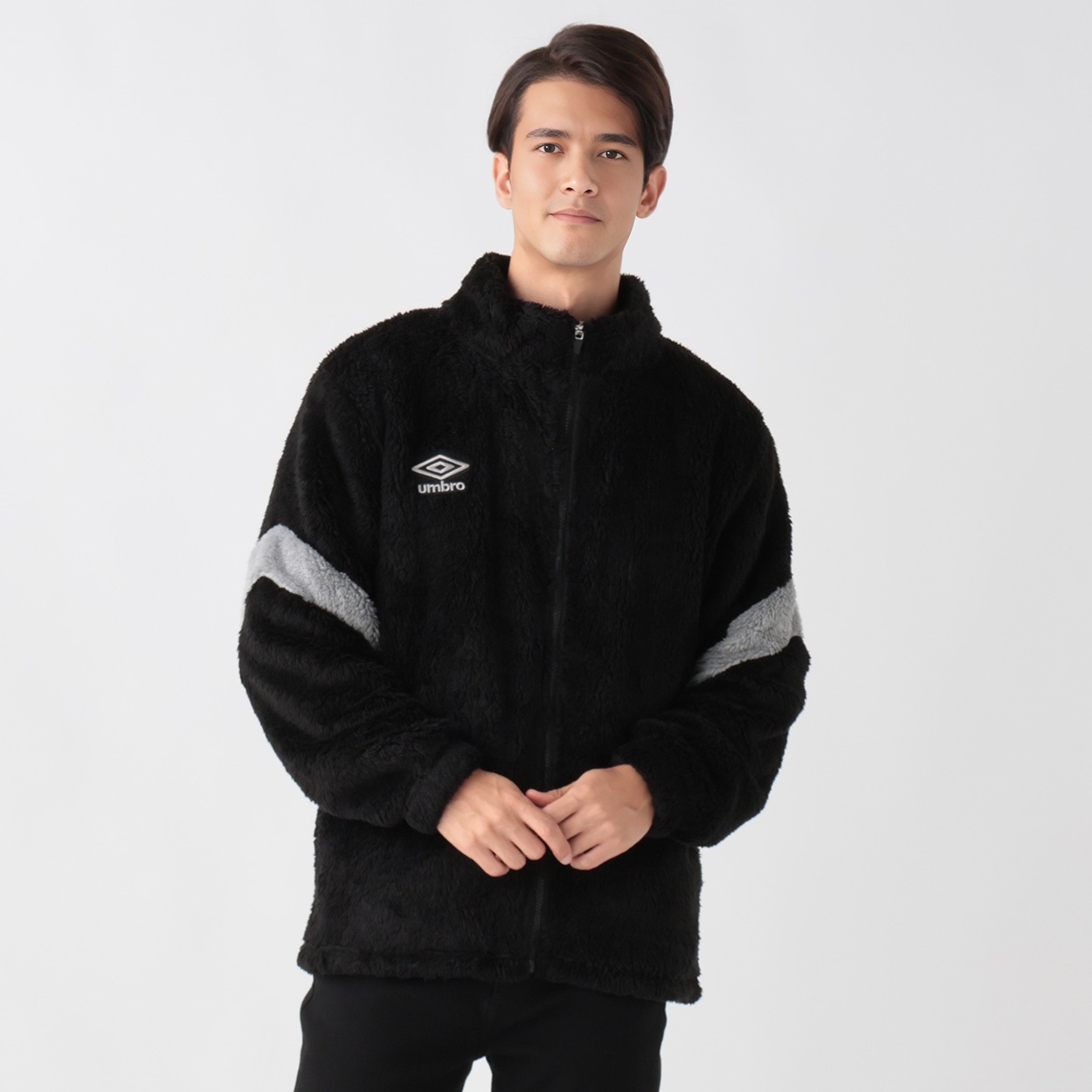 UMBRO(アンブロ) UMBボアフリースジャケット メンズ | イオンスタイル