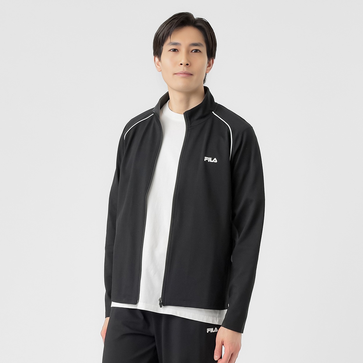 FILA(フィラ) FILAストレッチツイルジャケット ストレッチ ドライ 再帰反射 メンズ(クロ-XL)