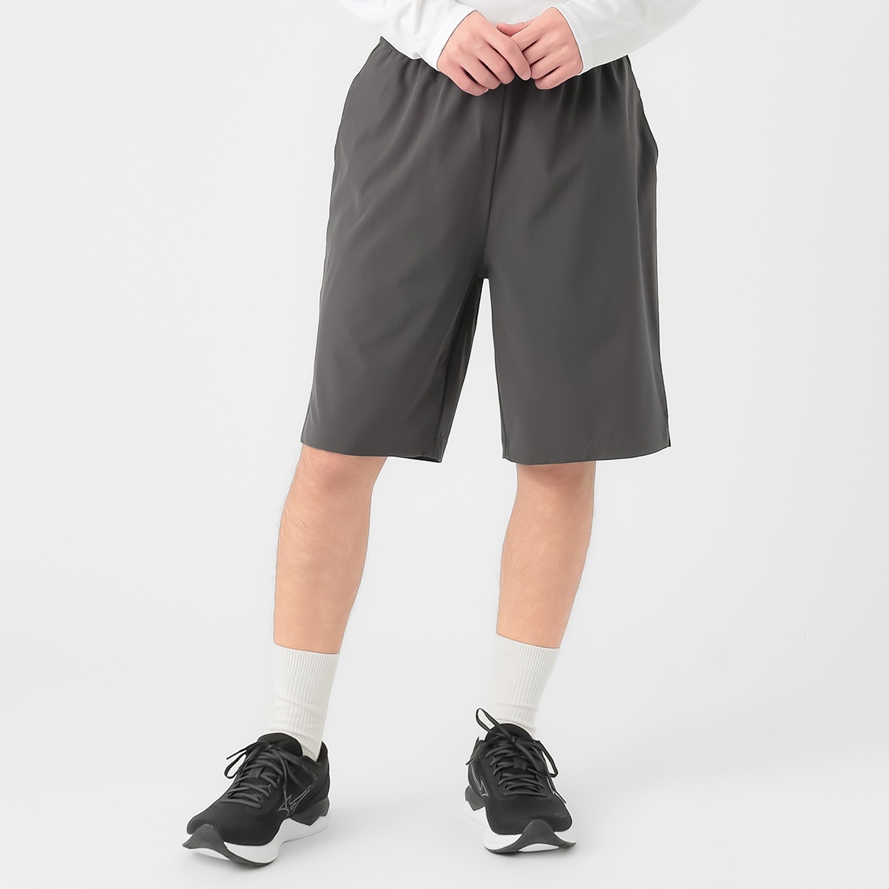 ショートパンツ 吸水速乾 抗菌防臭 接触冷感 UV対策 ストレッチ 再帰反射 本体ポリエステル部分再生ポリエステル100％使用 メンズ(チャコ－ルグレ－-XL)