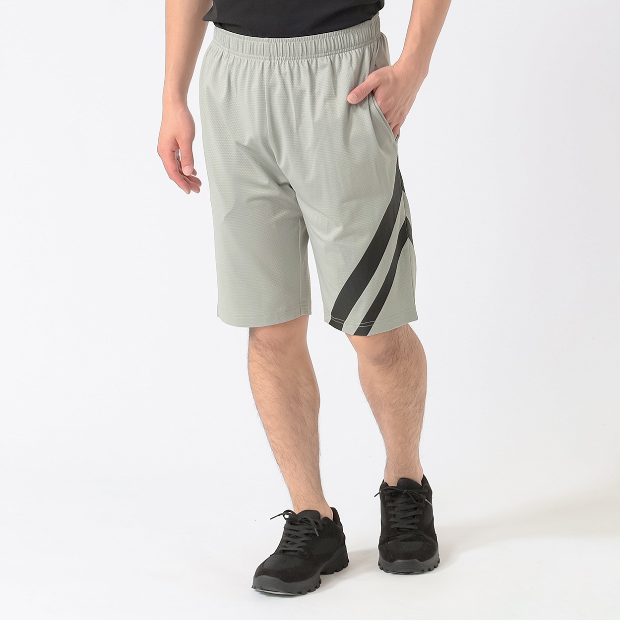 UMBRO(アンブロ) ショートパンツ メンズ(ウスクロ-XL)