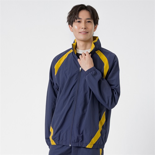 UMBRO(アンブロ) UMBROナイロンキルカエジャケット メンズ