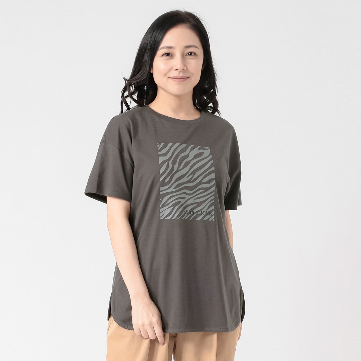 オーガニックコットン 裾ラウンドアニマル柄Ｔシャツ レディス JEUNE MAMAN(ジュネママン) AS-1980-2808A(チャコ－ルグレ－-L)