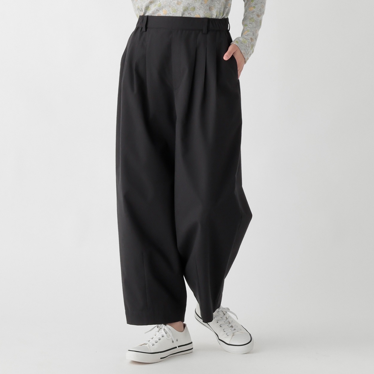 CADUNE リラックスパンツ 黒・SSサイズ☆新品タグ付き カデュネ CADUNE  