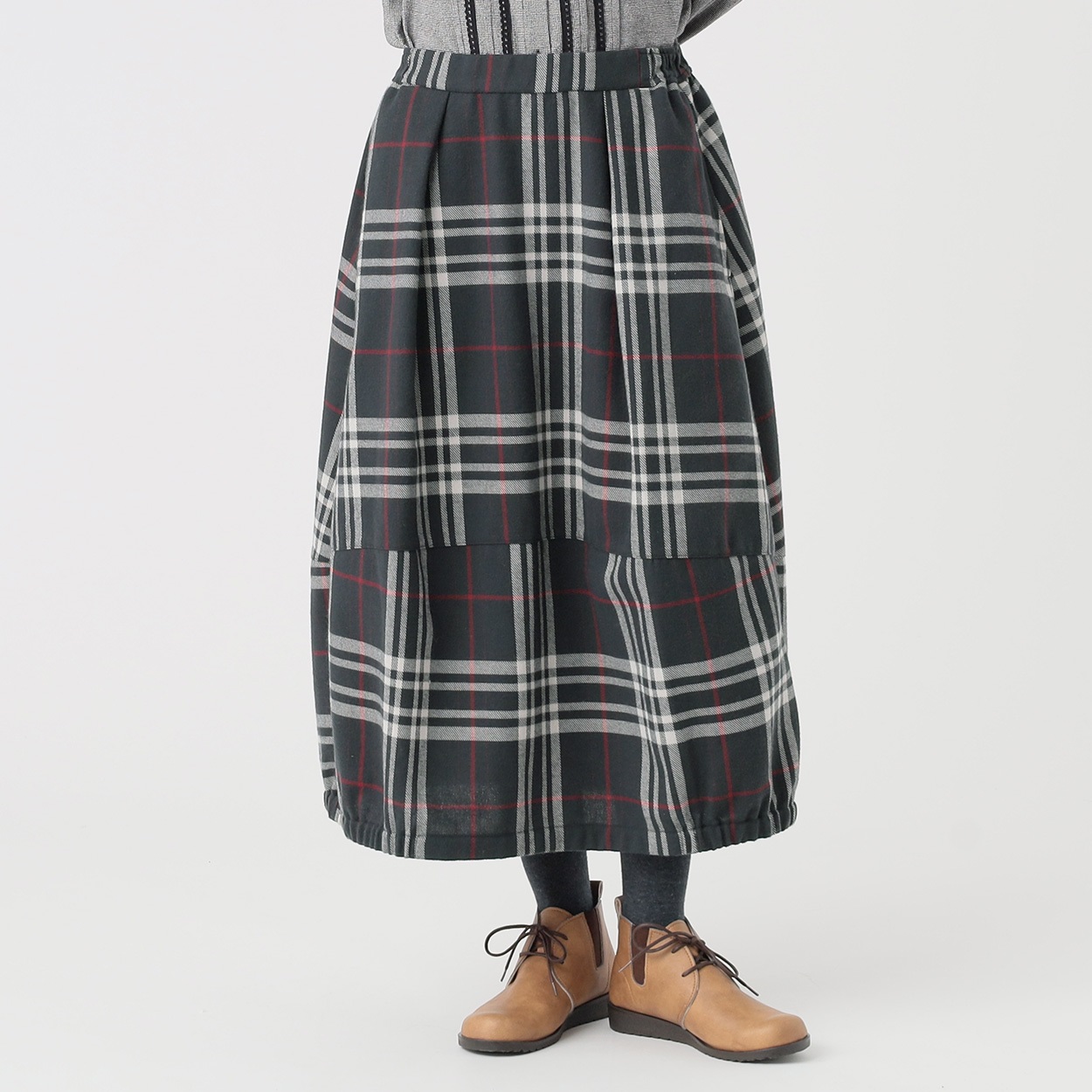 タックバルーンスカート 再生ポリエステル入 レディス SELF+SERVICE