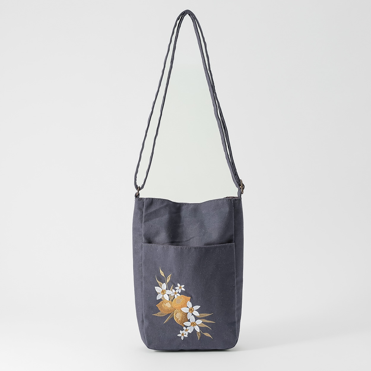 ☆クッキーです②☆　四面刺繍のショルダーバッグ(本体のみ) 刺繍ミニショルダーバッグ レディス SELF+SERVICE(セルフ＋サービス
