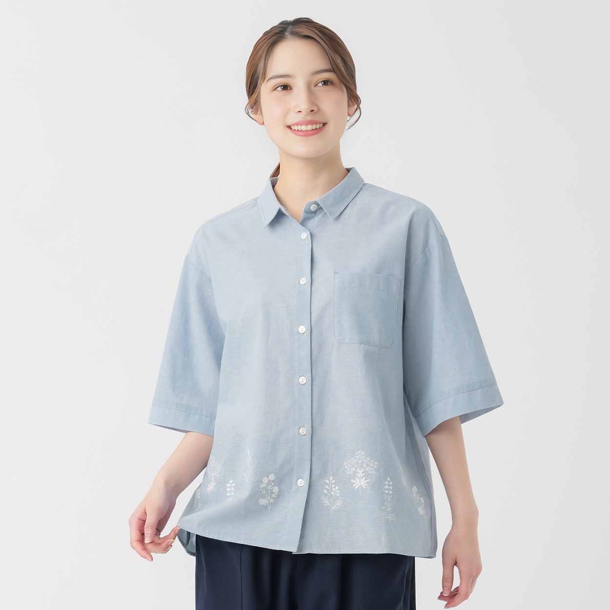 前裾刺繍5分袖シャツ オーガニック綿入 レディス SELF+SERVICE(セルフ