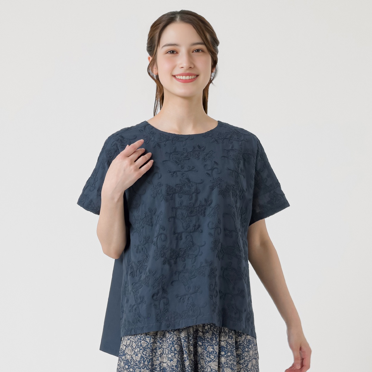 コード刺繍使いブラウス オーガニックコットン入 レディス SELF+SERVICE(セルフ＋サービス) GL1266505-SS(Ａコイアオ-M)