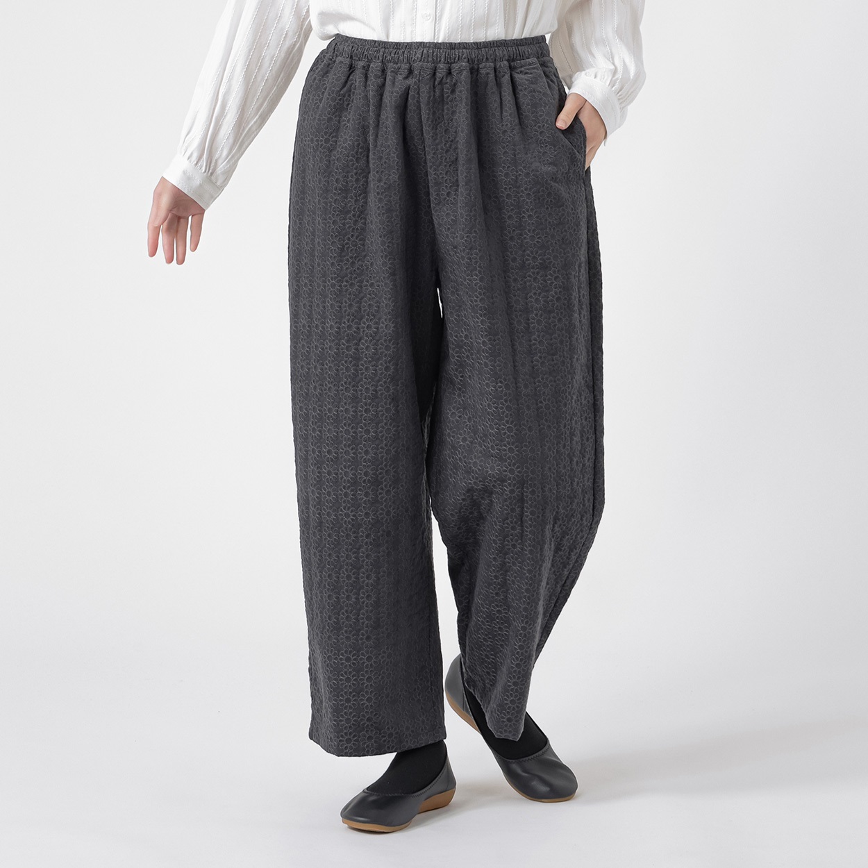 EXPAND オーガニック綿入 細コール刺繍パンツ レディス SELF+SERVICE(セルフ＋サービス) CL0115-SS(チャコ－ルグレ－-M)