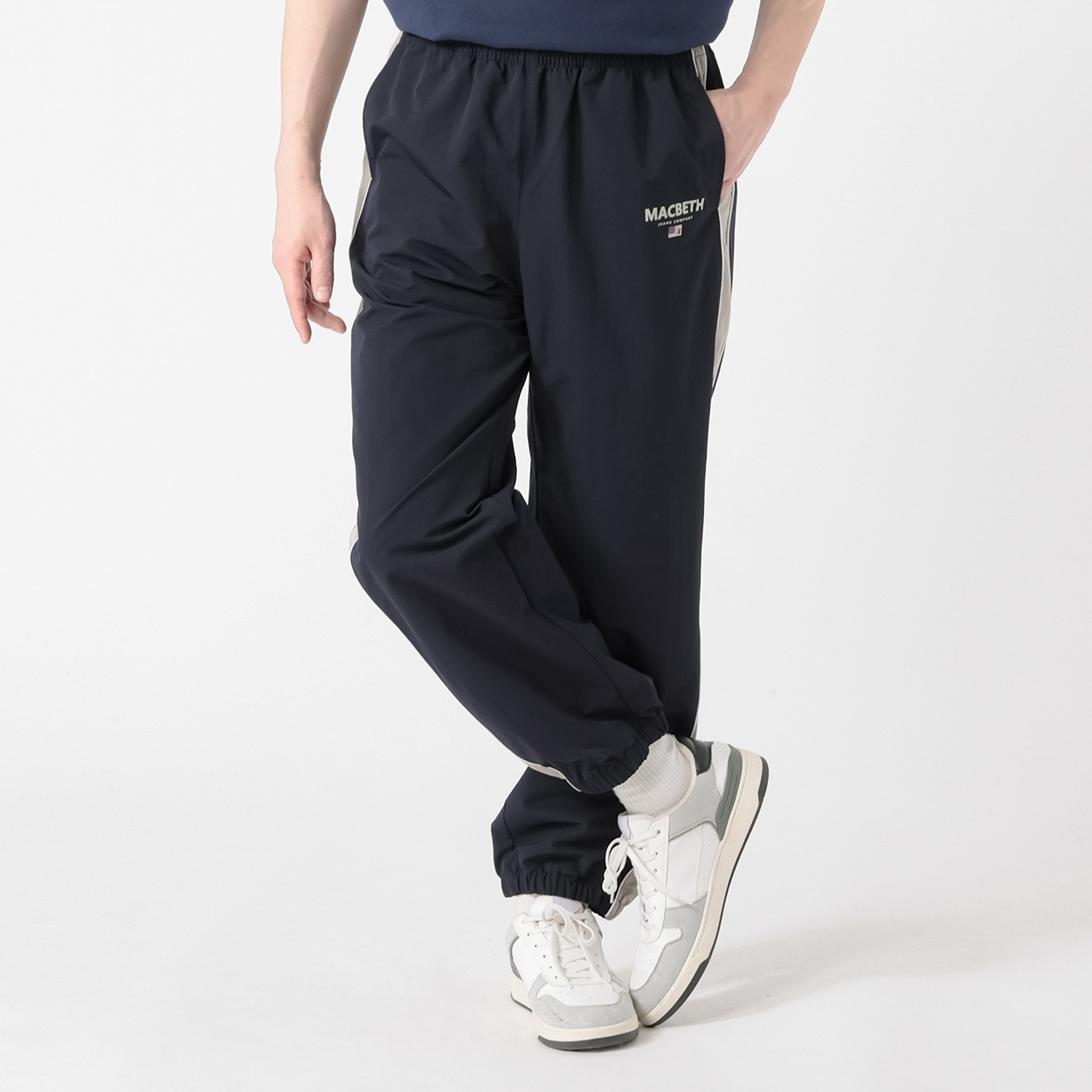 MACBETH 布帛ストレートパンツ メンズ(クロ-L)