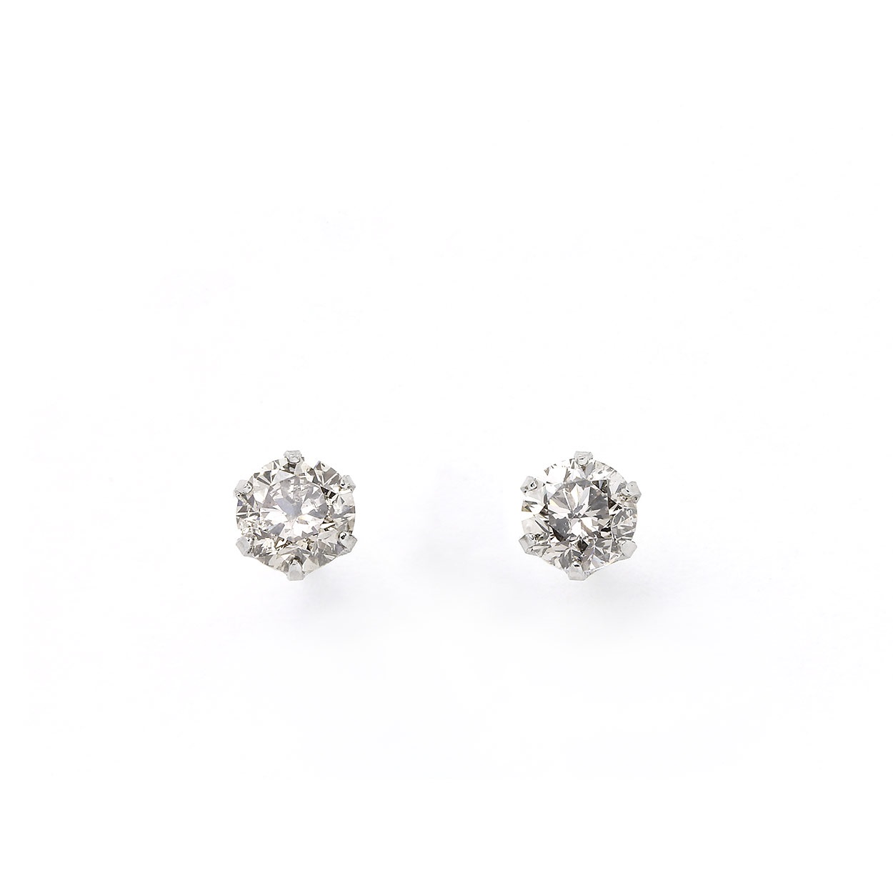 PT天然ダイヤモンドピアス 計0.5ct 鑑別カード付 DAIYA（ダイヤ） ダイヤモンド ピアス 一粒 プラチナ ハート