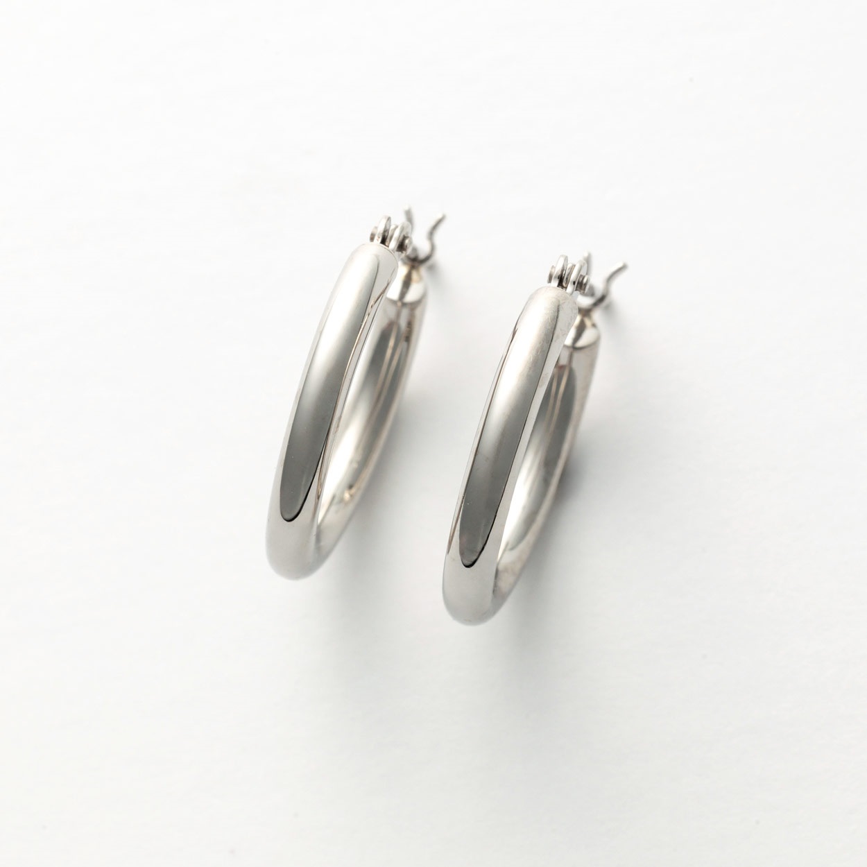 専用になります。プラチナ　アメリカンピアス オーバルフープ　美品 プラチナ オーバルフープピアス 【MPT0079P1】 | MONICE/モニス