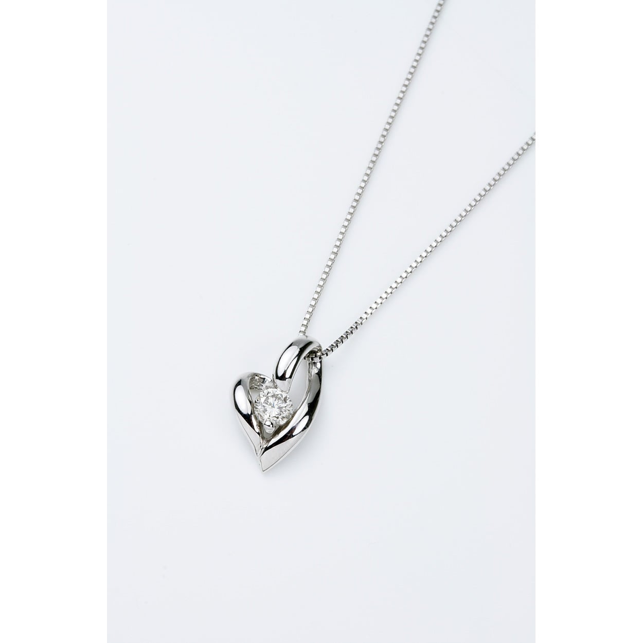 プラチナダイヤ0.1ct ハートデザインネックレス<08 3日間>(プラチナ-フリー)