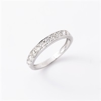 プラチナダイヤ計0.5ct ハーフエタニティーリング 17号(鑑別カード付)<11 BF事前>(プラチナ-フリー)