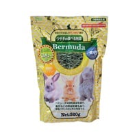 ウサギの食べる牧草 バミューダ ミルキュー入り 520g アラタ(520g)