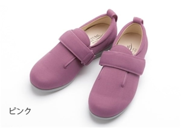 介護靴 施設・院内用 ダブルマジック２ 7E(ワイドサイズ) 7006 両足 徳武産業 あゆみシリーズ ／M (22.0〜22.5cm) ブラック : 介護靴 施設・院内用 ダブルマジック２ 7E(ワイドサイズ