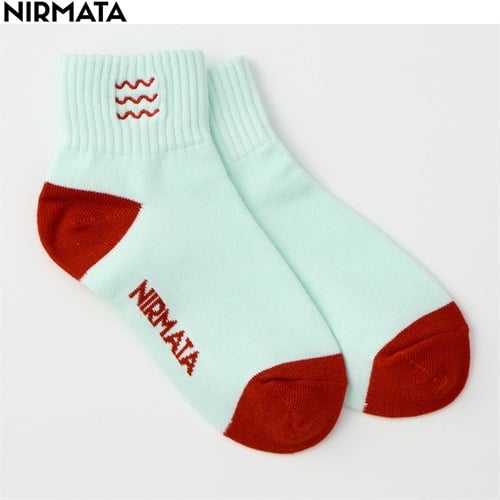 NIRMATA(ニルマータ) 波ロゴ刺繍柄 ショート丈ソックス 男の子 女の子 キッズ(サックス-19-21cm)