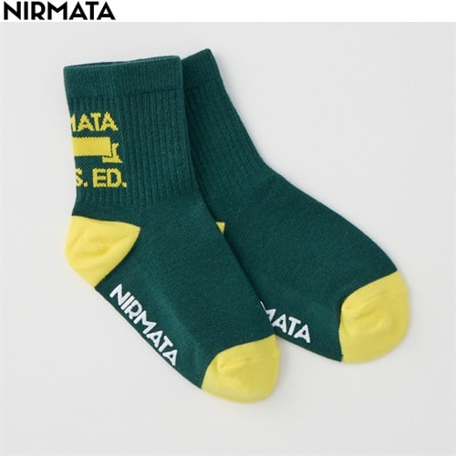 NIRMATA(ニルマータ) バック文字柄クルー丈ソックス 男の子 女の子 キッズ(カーキ-15-20cm)