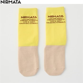 NIRMATA(ニルマータ) 文字柄ハイソックス 男の子 女の子 キッズ(イエロー-15-20cm)