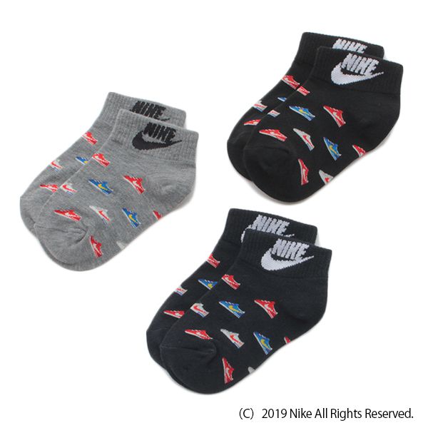 靴下ナイキ　たろう NIKE ナイキ トドラー総柄長スニーカー丈3足組 コミ 男女兼用 靴下