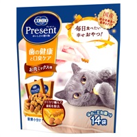 コンボ プレゼント キャット 42g コンボ COMBO 日本ペットフード(歯の健康と口臭ケア お肉ミックス味)