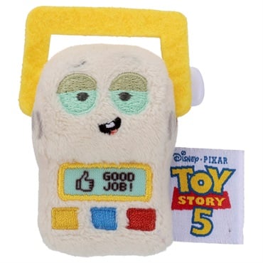 予約 2026年6月20日発売  ピクサーキャラクター／トイ・ストーリー5／ぬいぐるみバッジ／スマーティー・パンツ お一人さま3点限り 4904790180910