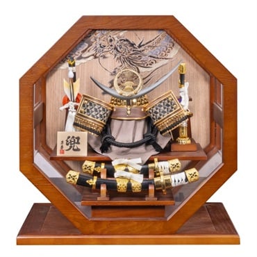 寿慶 兜ケース飾り「八方吉祥(はっぽうきっしょう)」 五月人形 かぶと