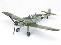 メッサーシュミット　電動ミニチュア模型 Amazon | タミヤ 1/48 スケール限定商品 ドイツ軍 メッサー