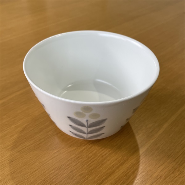 波佐見焼　グレー立花　イージー丼(緑)