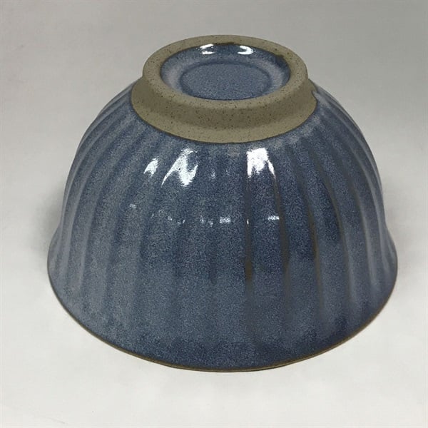軽量茶碗 しのぎ(藍釉)