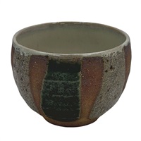 美濃焼　ゆったり碗　砂丘織部(日本製)