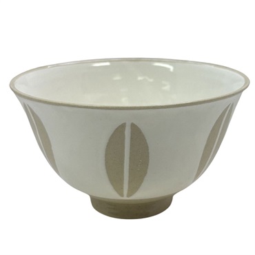波佐見焼　軽量茶碗　粉引　リーフ