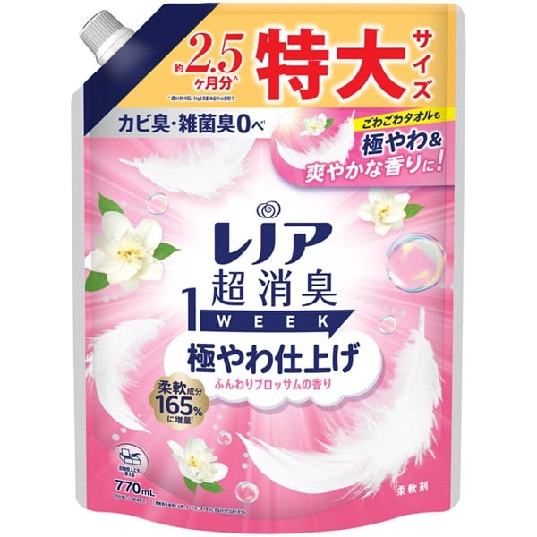 P&G レノア 超消臭 1WEEK 2100mL x 4本 レノア超消臭1week極やわ仕上げふんわり つめかえ用特大サイズ 770ml