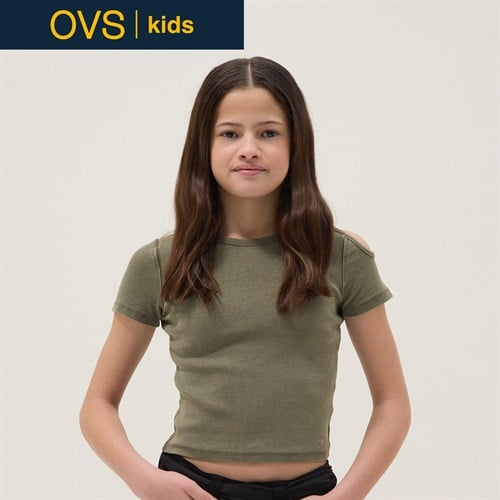 OVS KIDS(オヴィエッセ キッズ)  グリーン ストレッチコットン スリムフィット Tシャツ（カットアウトデザイン） 女の子 キッズ