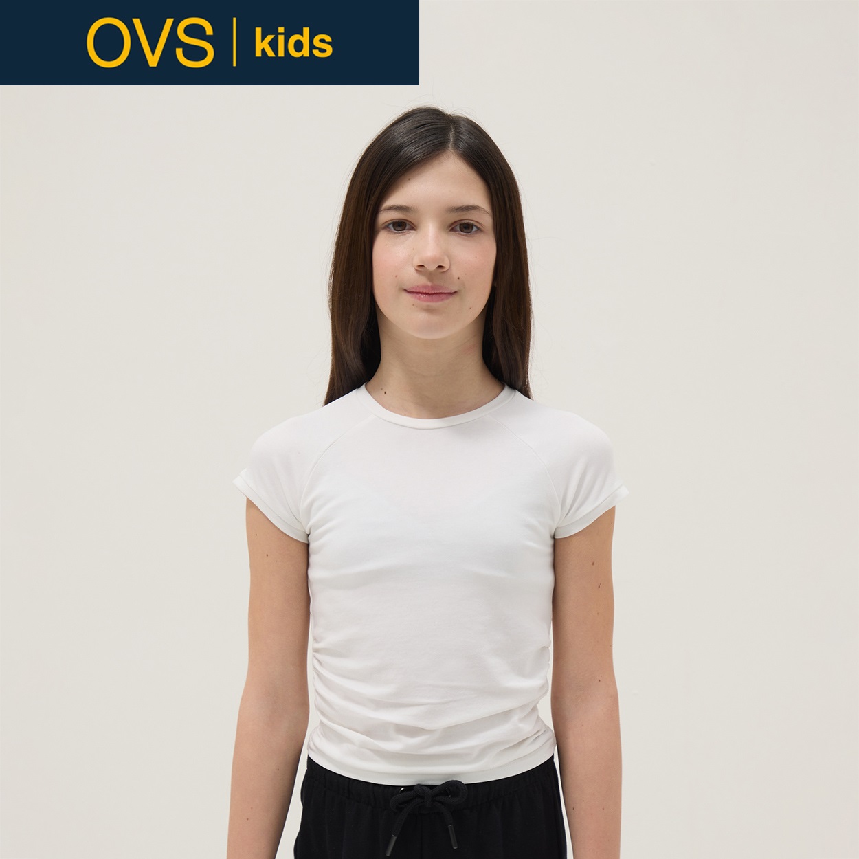 OVS KIDS(オヴィエッセ キッズ)  ホワイト ストレッチコットン スリムフィット Tシャツ(裾ギャザー) 女の子 キッズ(オプティカルホワイト-146cm)