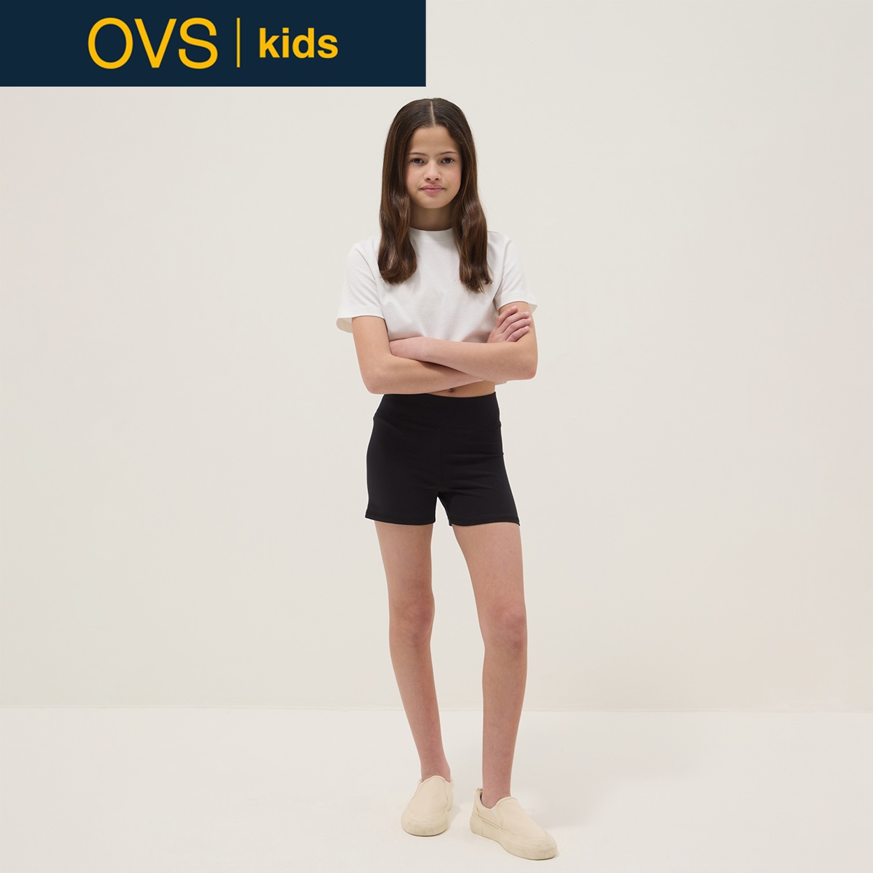 OVS KIDS(オヴィエッセ キッズ)  ホワイト×ブラック ピュアコットン Tシャツ＆ショートパンツ セット 女の子 キッズ(ホワイト×ブラック（マルチカラー）-146cm)
