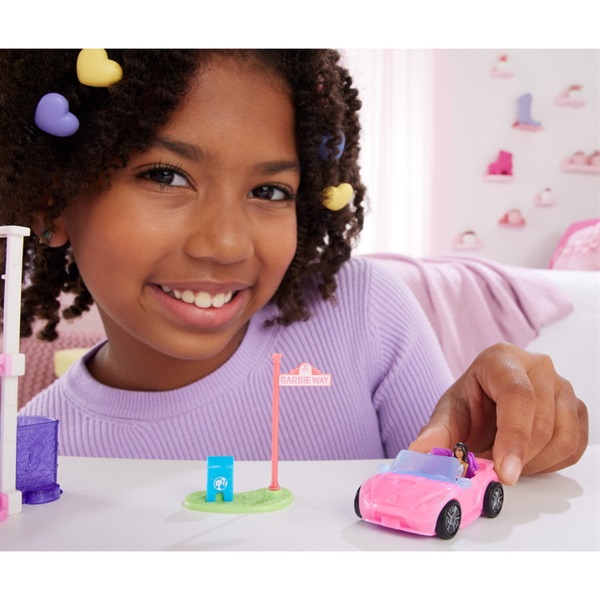 バービー HYF42 ミニバービーランド コンバーチブル 0194735245215 6歳