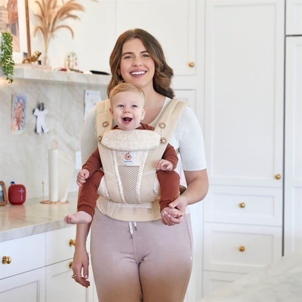 【ergobaby breezeエルゴ】抱っこ紐メッシュ クリームフラワーレース Amazon.co.jp: Ergobaby(エルゴベビー) 抱っこひも OMNI Breeze