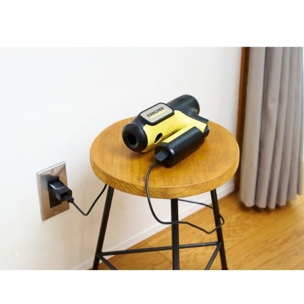 ケルヒャー 手のひらサイズ 高圧洗浄機 OC Handy Compact | イオン