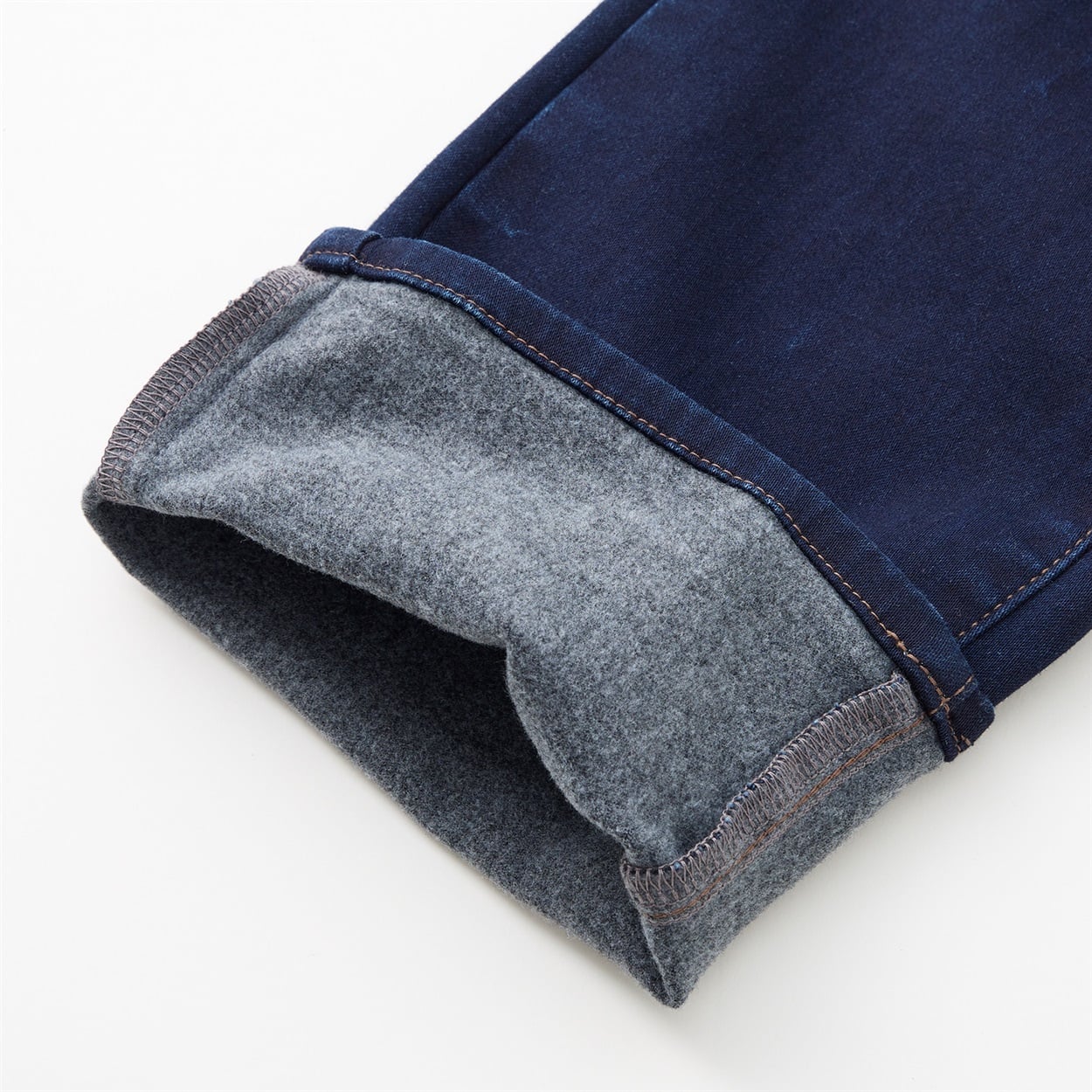 TVC(ティーヴィシー) 裏起毛オカヤマデニム レディス | イオンスタイル