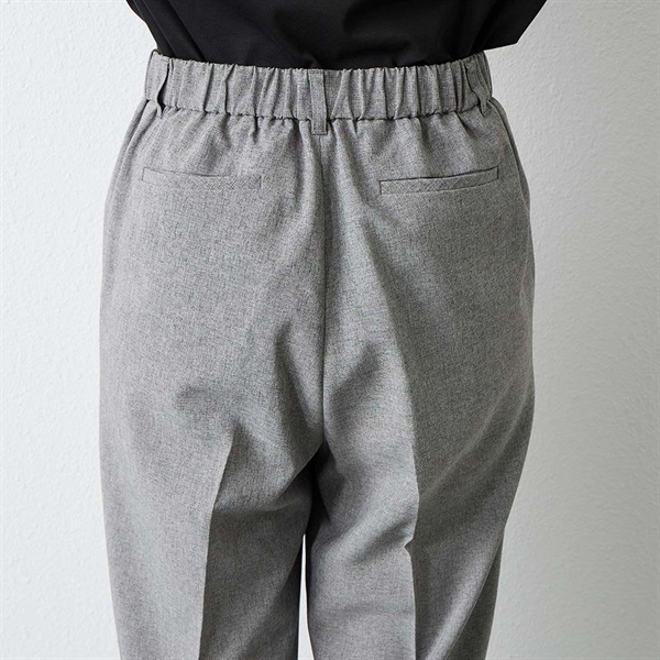カシミヤ混【エスプリミュール】 パンツスーツ 13号 XL ヘリンボーン柄 灰色 カシミヤ混【エスプリミュール】 パンツスーツ 13号 XL