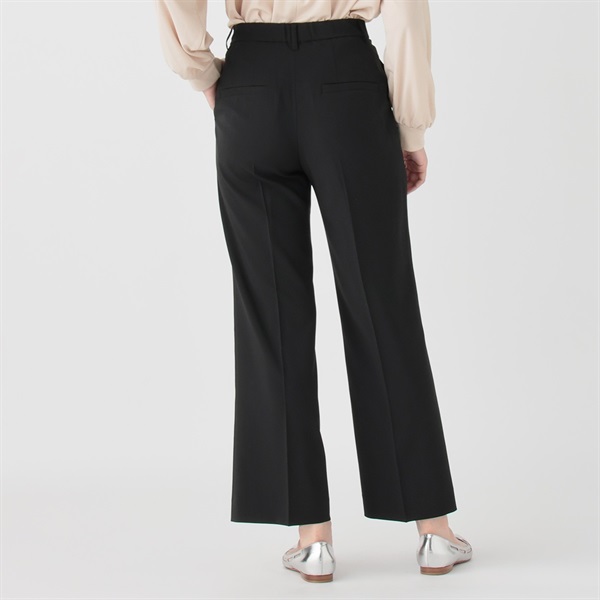 美品 大きいサイズ【エスプリミュール】パンツスーツ ストレッチ 軽量 通気性 エスプリミュール×オンワード セミワイドパンツ レディス ESPRITMUR