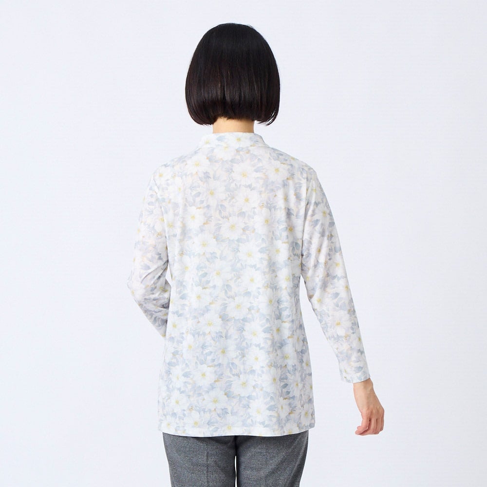 美品オレボレブラのこれからの季節に良い、可愛いチュニックカットソー カットソー ピンタックマオカラー花柄チュニック タンブル乾燥機
