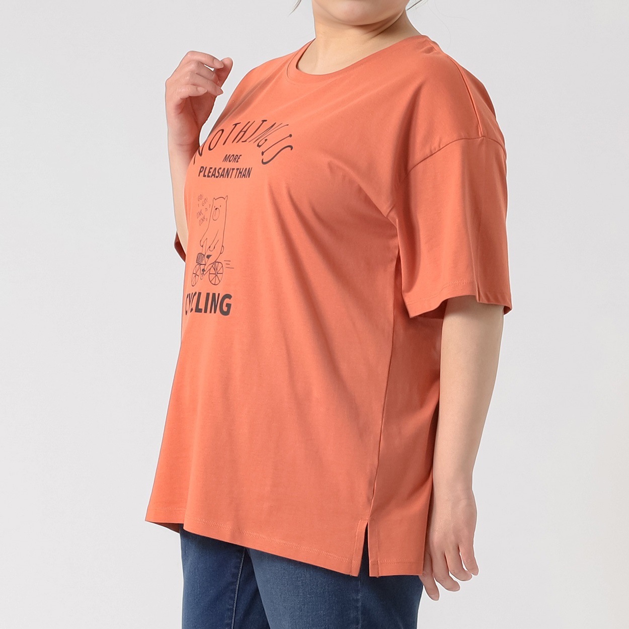 ＊オーガニックコットン＊くまサイクリング柄半袖Tシャツ レディス 大きいサイズ noannu 1980-2813D | イオンスタイル ...