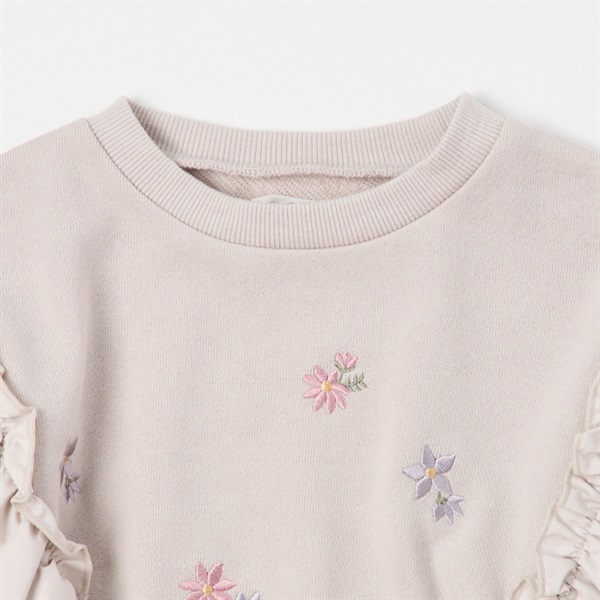 Katie Closet 花刺繍フリル 裏毛トレーナー ベビー | イオンスタイル
